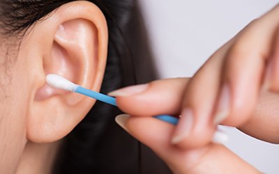 Consigli per la pulizia delle orecchie a casa